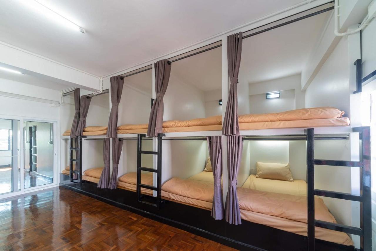 Saiyud Hostel Mae Hong Son Exteriör bild